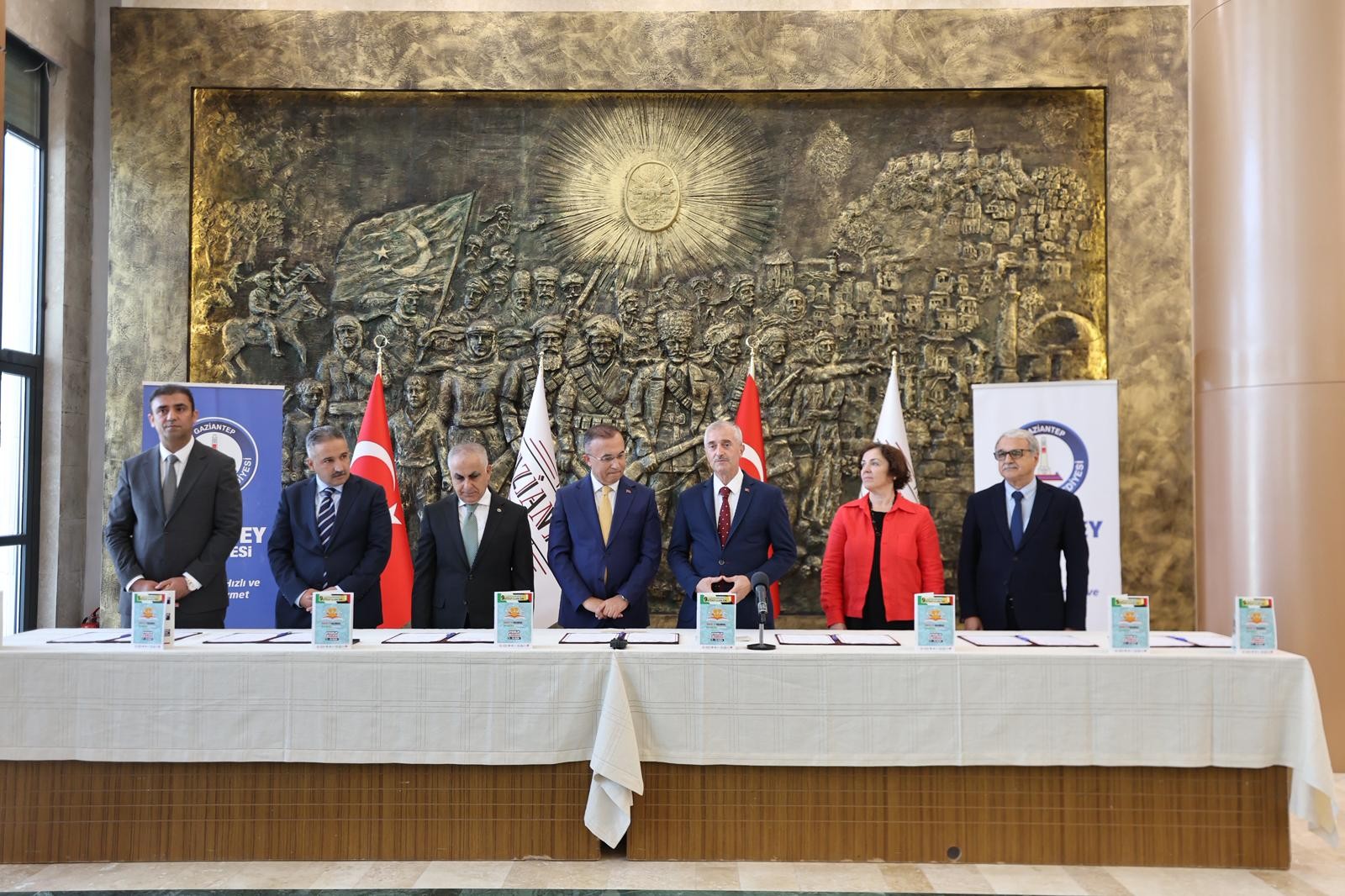 ŞAHİNBEY BELEDİYESİ’NDEN 9. KİTAP FUARI