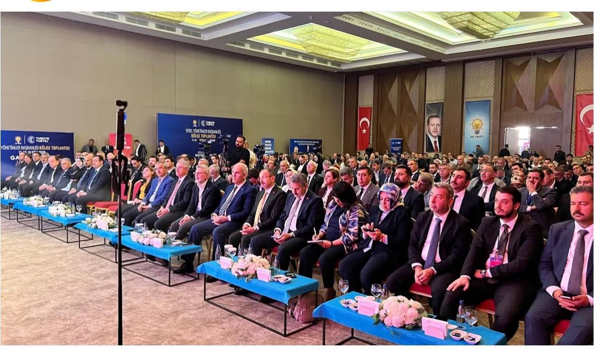 AK PARTİ YEREL YÖNETİMLER BÖLGE TOPLANTISI