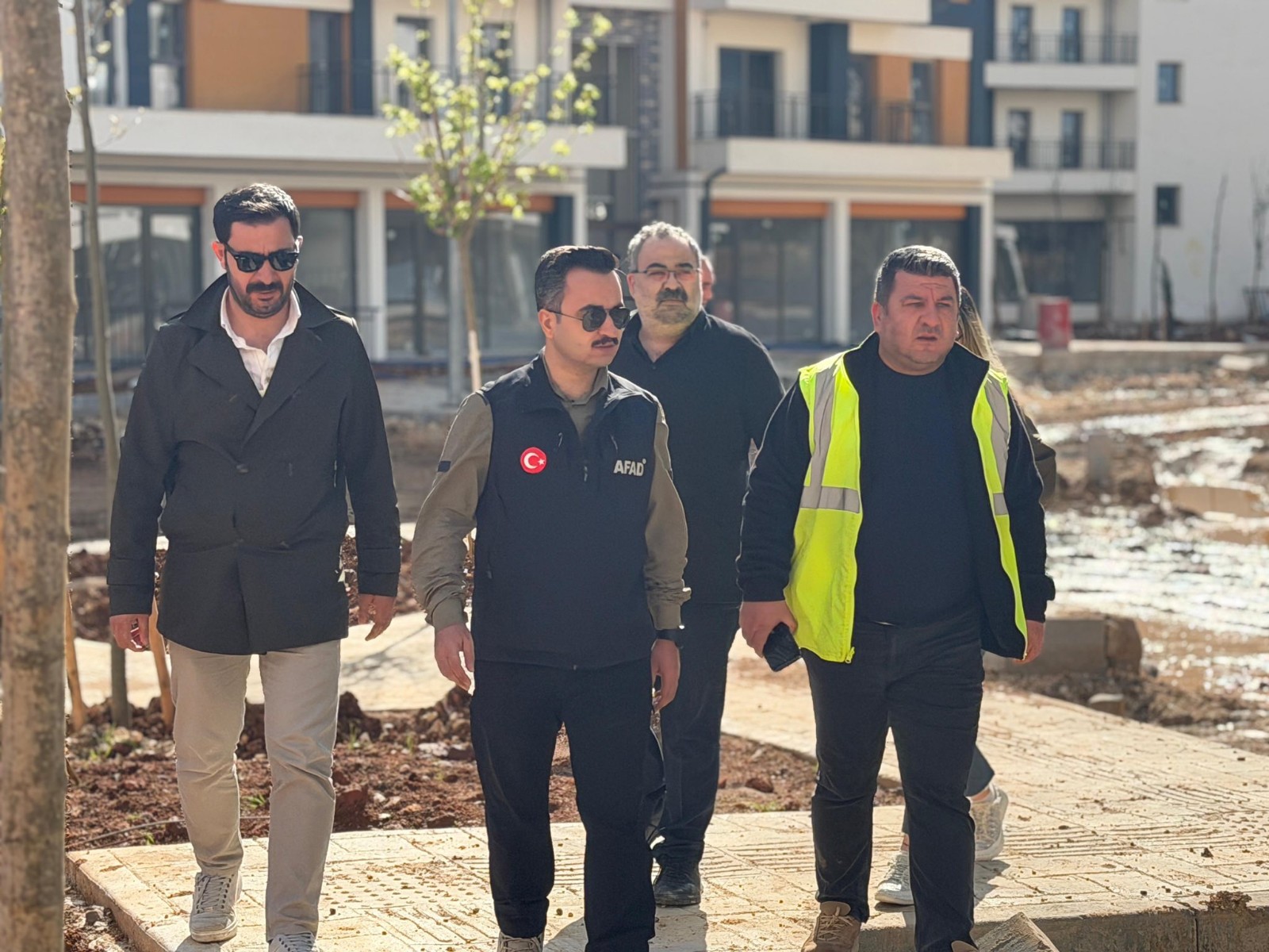 KAYMAKAM NURULLAH CEMİL ERCIYAS, REZERV ALANDAKİ KONUT PROJELERİNİ YERİNDE İNCELEDİ