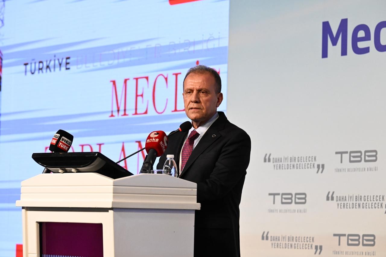 SEÇER: “HER ŞEY ŞEHİRLERİMİZ VE GÜZEL TÜRKİYE’MİZ İÇİN”