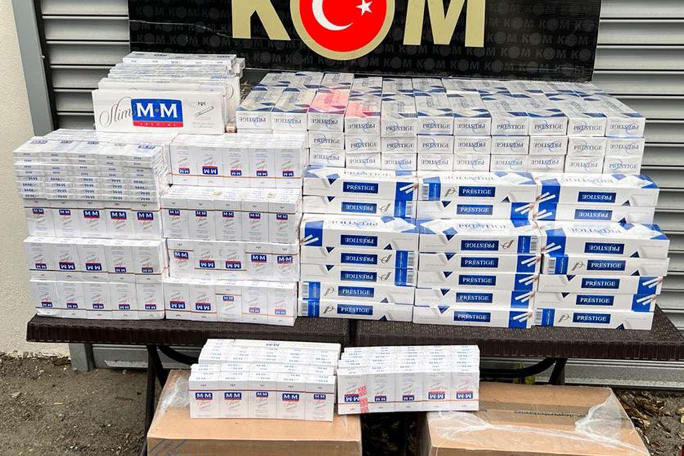 7.870 PAKET KAÇAK SİGARA YAKALANDI